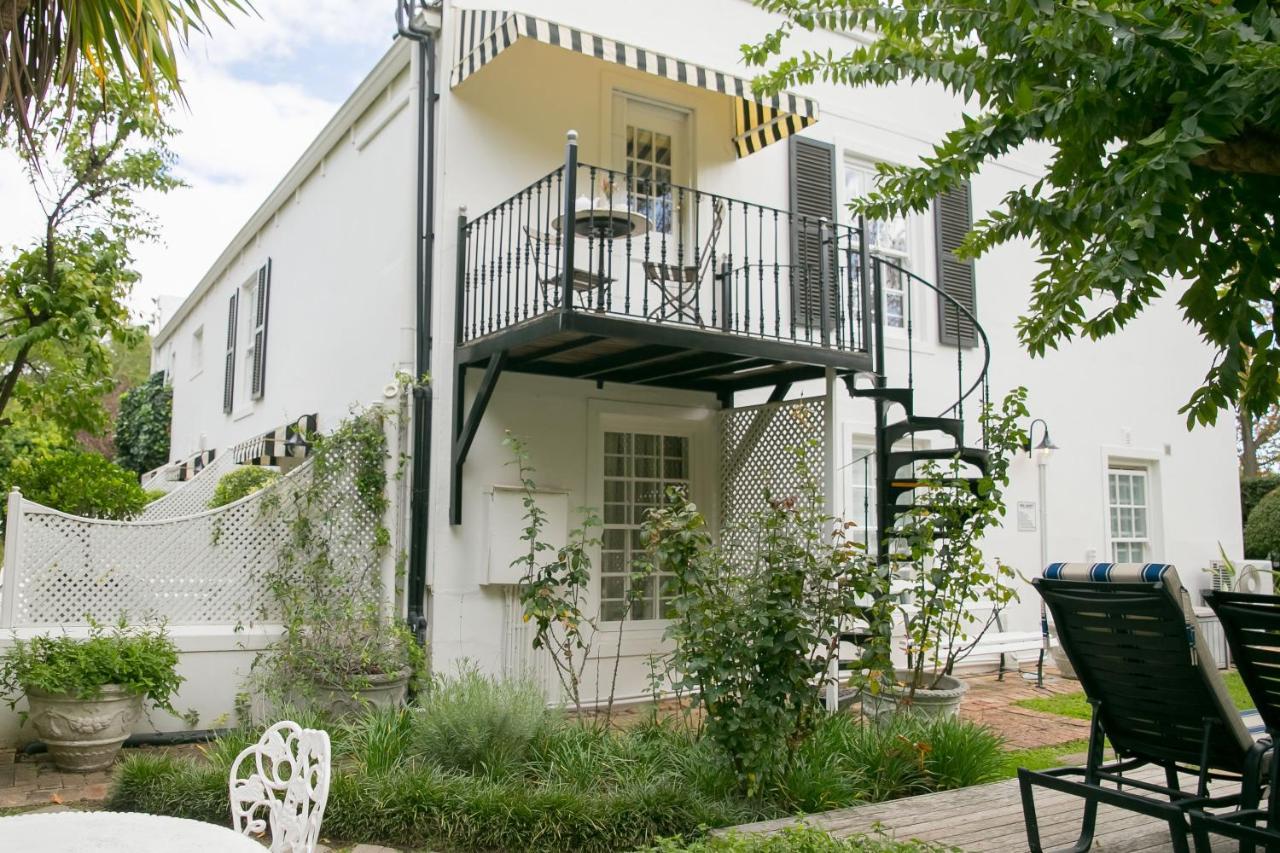 Maison Chablis Guest House Франсгук Екстер'єр фото
